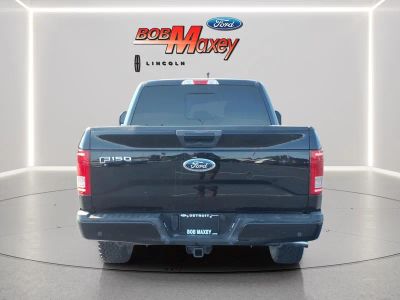 2016 Ford F-150 — detail view