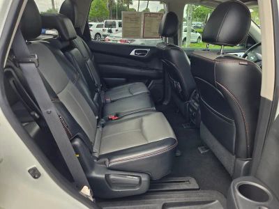 2020 Nissan Pathfinder — photo 32 view