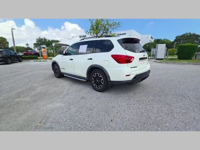 2020 Nissan Pathfinder — photo 43 view