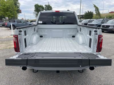 2026 Ford F-150 — photo 10 view