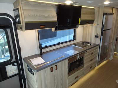 2026 Winnebago NAVION - Photo 12