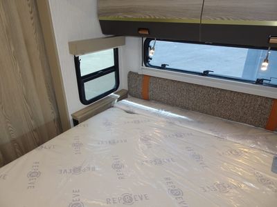 2026 Winnebago NAVION - Photo 9