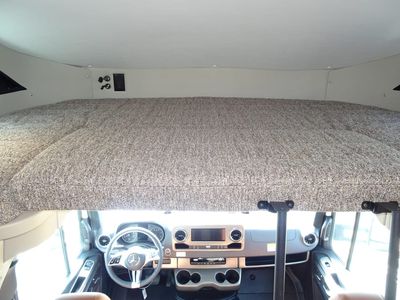 2026 Winnebago NAVION - Photo 4
