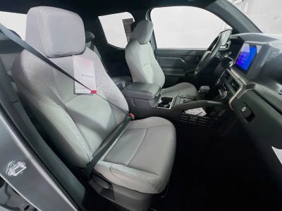 2025 Toyota Tacoma — photo 27 view