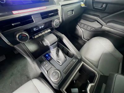 2025 Toyota Tacoma — photo 22 view