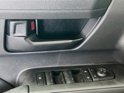 2025 Toyota Tacoma — photo 14 view