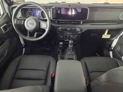 2026 Jeep Gladiator — photo 19 view