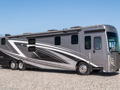 2023 Thor Motor Coach Venetian B42 - Photo 1