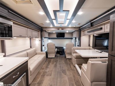 2023 Thor Motor Coach Venetian B42 - Photo 2