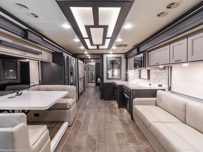 2023 Thor Motor Coach Venetian B42 - Photo 8