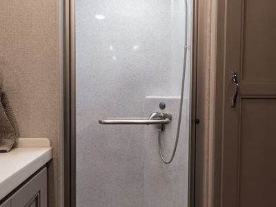 2023 Thor Motor Coach Venetian B42 - Photo 45