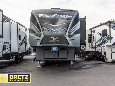 2017 Keystone RV Fuzion - Photo 3