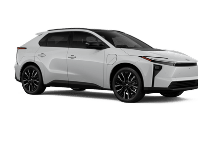 2026 Toyota bZ - Photo 14