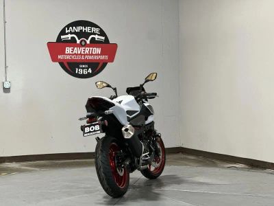 2026 Kawasaki Z500 SE ABS - Photo 3