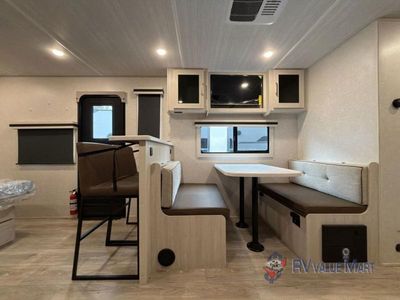 2025 Forest River RV Surveyor Legend - Photo 33