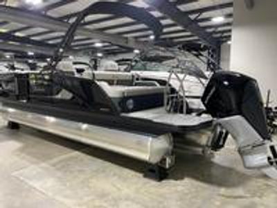 2026 Barletta Lusso L23UC - Photo 3
