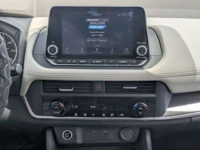 2023 Nissan Rogue — photo 16 view