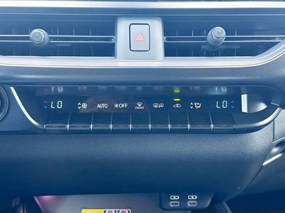 2026 Lexus UX - Photo 34