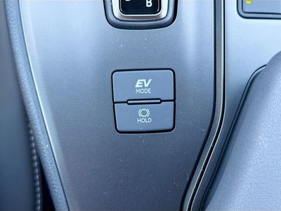 2026 Lexus UX - Photo 44
