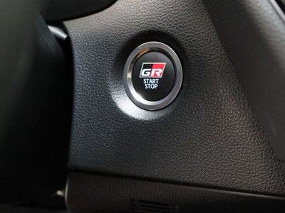 2025 Toyota GR Corolla AWD — photo 17 view