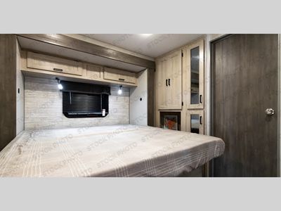 2026 Coachmen RV Catalina Destination Series - Photo 34