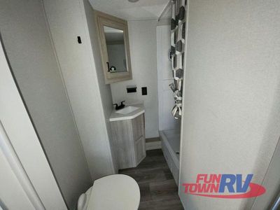 2026 Coachmen RV Catalina Destination Series - Photo 27