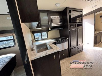 2017 Grand Design Imagine - Photo 15
