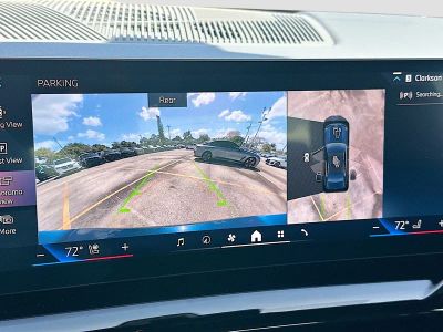 2025 BMW 5 Series — photo 12 view