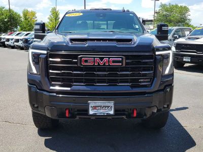 2025 GMC Sierra 2500HD — detail view