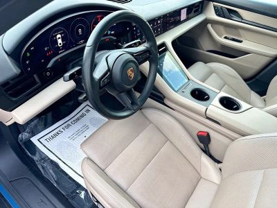 2022 Porsche Taycan — photo 25 view