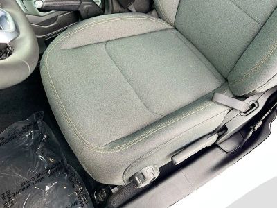 2025 Jeep Wrangler — photo 18 view