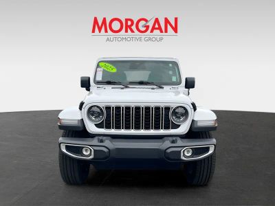 2025 Jeep Wrangler — side profile view