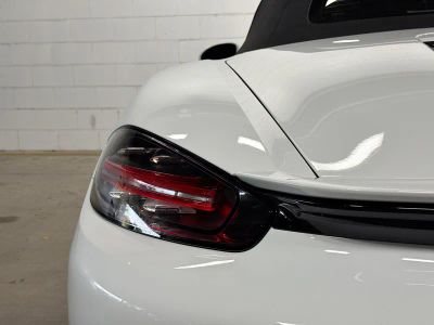 2025 Porsche 718 Boxster — photo 11 view