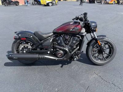 2026 Indian Motorcycle® Scout Bobber 125th Anniversary Edition 125th Anniversary Red with Black Cry — front three-quarter view