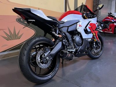 2026 Yamaha YZF-R7 70th Anniversary Edition - Photo 4