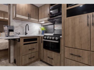 2023 Grand Design Imagine - Photo 7