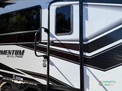 2023 Grand Design Momentum G-Class — photo 41 view