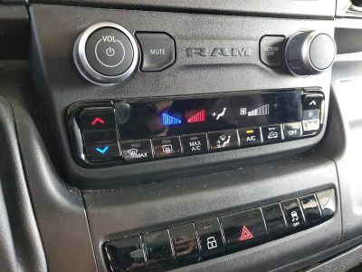 2025 Ram ProMaster Cargo Van — photo 27 view