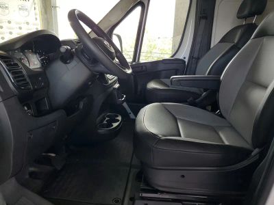 2025 Ram ProMaster Cargo Van — photo 17 view