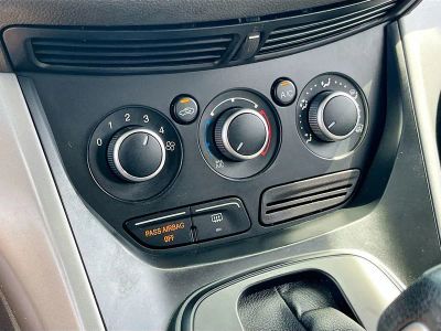 2015 Ford Escape — photo 15 view