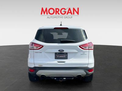 2015 Ford Escape — engine compartment view