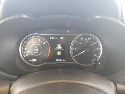 2023 Nissan Versa — photo 14 view