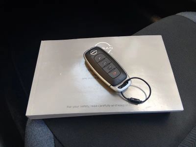 2023 Nissan Versa — photo 15 view