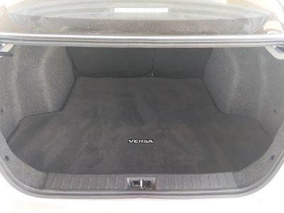 2023 Nissan Versa — photo 11 view