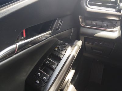 2024 Mazda CX-30 - Photo 13