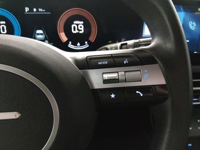 2025 Hyundai Tucson — photo 10 view