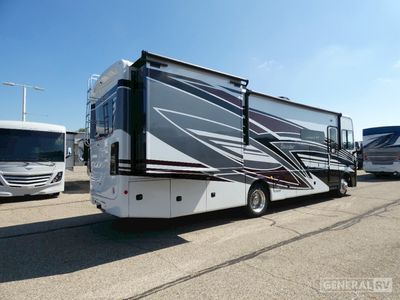 2026 Fleetwood Bounder - Photo 4