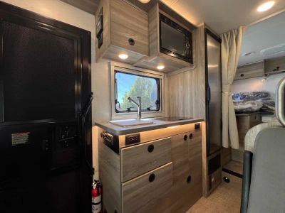 2027 Winnebago EKKO — photo 9 view