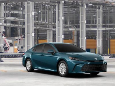 2026 Toyota Camry - Photo 18