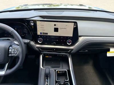2026 Lexus TX — photo 20 view